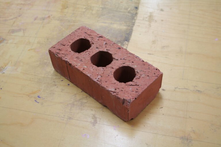 brick in Arabic