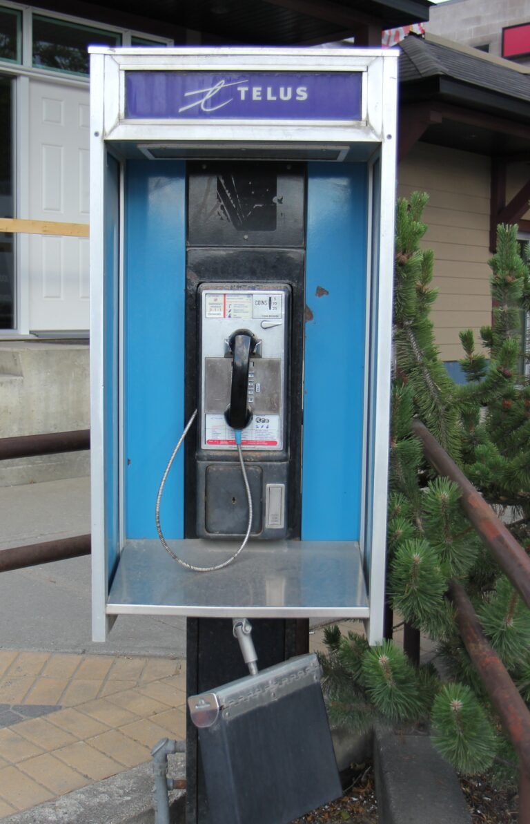 payphone in Arabic